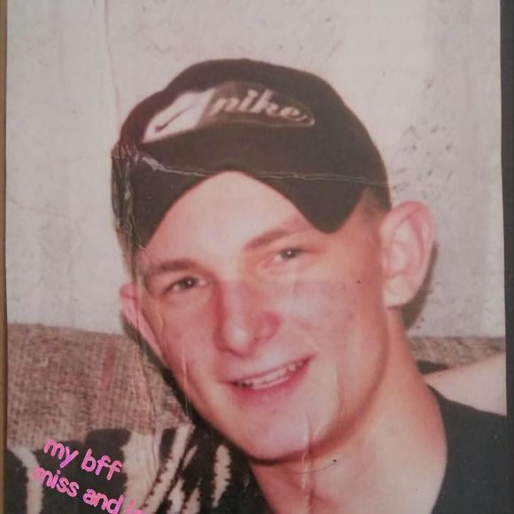 Meet your Posher, Heather - Picture 1 of 1